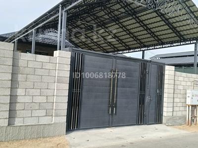 Отдельный дом · 5 комнат · 161 м² · 4.5 сот., 4 переулок желтоксан 23 — Жд вокзал за 60 млн 〒 в Таразе