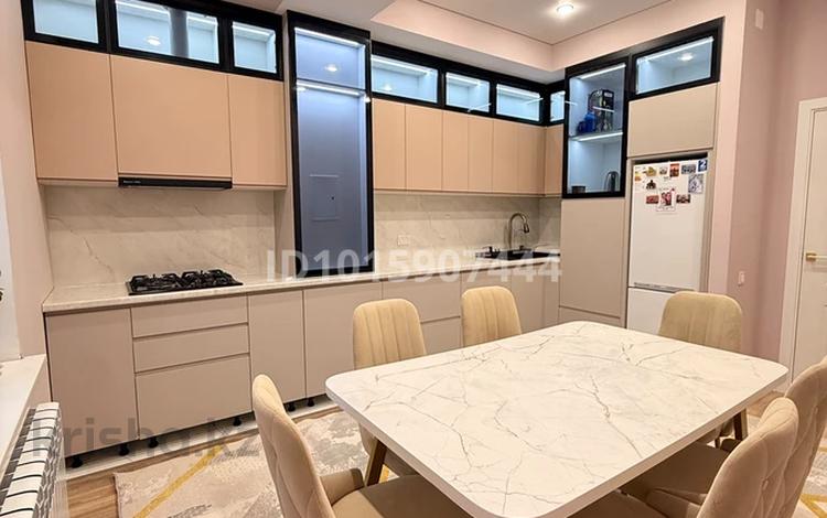 3-комнатная квартира · 88.6 м² · 10/10 этаж, 17-й мкр 24/1 — Напротив школы Tanym за 37 млн ₸ в Актау — фото 2