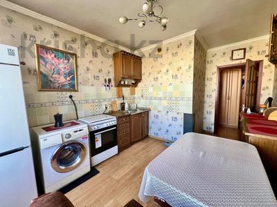 Аренда квартир в Алматы: 2-комнатная квартира · 57 м² · 7/9 этаж, Райымбека 247 — Павленко за 250 000 〒 2-комнатная квартира · 57 м² · 7/9 этаж, Райымбека 247 — Павленко за 250 000 〒 в Алматы, Жетысуский р-н