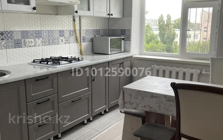 3-бөлмелі пәтер · 65 м² · 5/9 қабат, мкр 11 115, бағасы: 23.8 млн ₸ в Актобе — фото 2