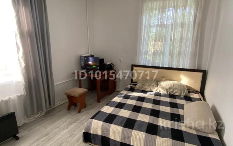 2-комнатная квартира · 46 м² · 2/2 этаж, спортивный переулок 8 — Чернышевского за 6 млн ₸ в Темиртау — фото 2