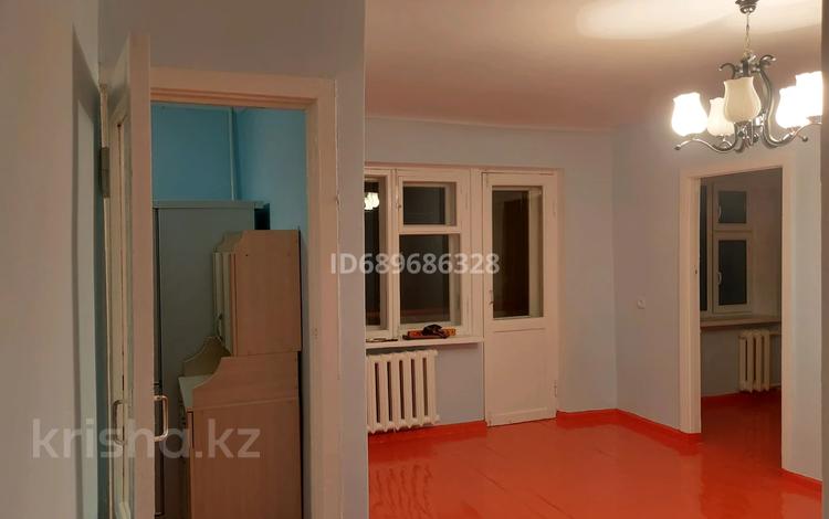 2-комнатная квартира · 40 м² · 3/5 этаж, Б.Момышулы 62 за 10.5 млн 〒 в Кентау — фото 2