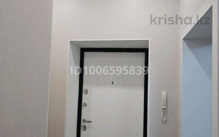 1-комнатная квартира · 33 м² · 3/4 этаж, Абая 27 — Тулебаева за 350 000 ₸ в Алматы, Медеуский р-н — фото 2