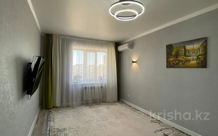 2-комнатная квартира · 64.4 м² · 8/10 этаж, мкр. Алтын орда за 24.5 млн ₸ в Актобе — фото 2