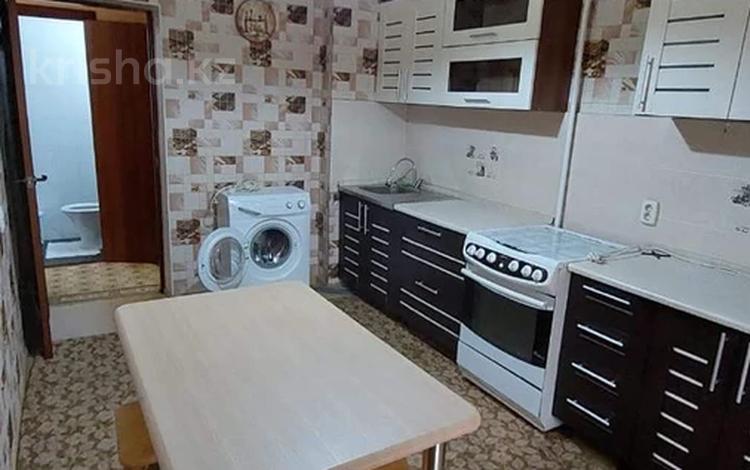 2-комнатная квартира · 60 м² · 3/5 этаж, мкр Коктем-1, Маркова 39 — Тимирязева за 300 000 ₸ в Алматы, Бостандыкский р-н — фото 2