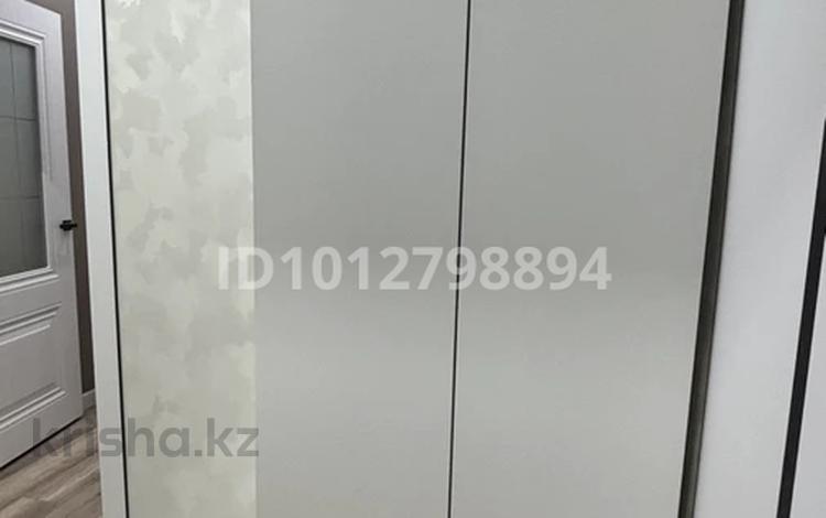 1-бөлмелі пәтер · 40 м² · 6/9 қабат, Толеметова 13А — ЖК Отбасы 2, 13 блок 6 этаж 286 кв, бағасы: 24 млн ₸ в Шымкенте, Абайский р-н — фото 2