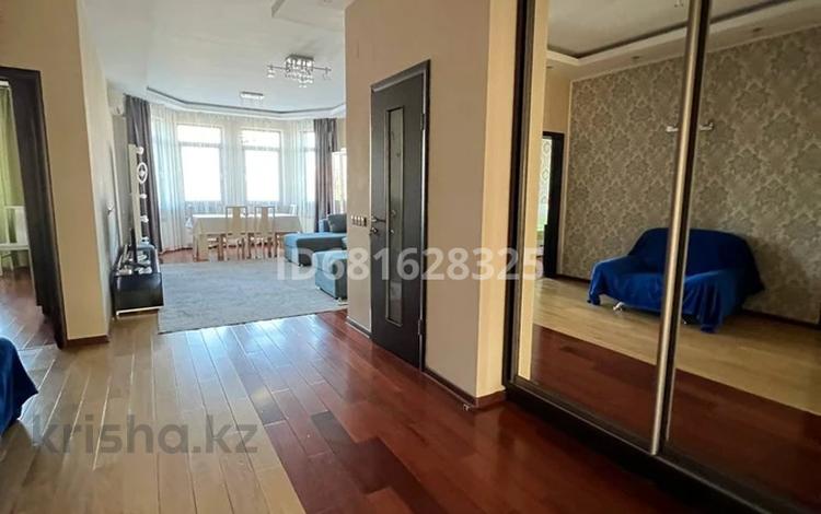 3-комнатная квартира, 115 м², 3/6 этаж, Аль-Фараби 100 за 160 млн 〒 в Алматы, Бостандыкский р-н — фото 2