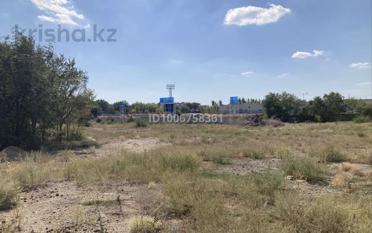 Жер телімі · 1 га, Ранова 26 — Восточно объездная дорога, возле стадиона, бағасы: 150 млн ₸ в Жезказгане — фото 4
