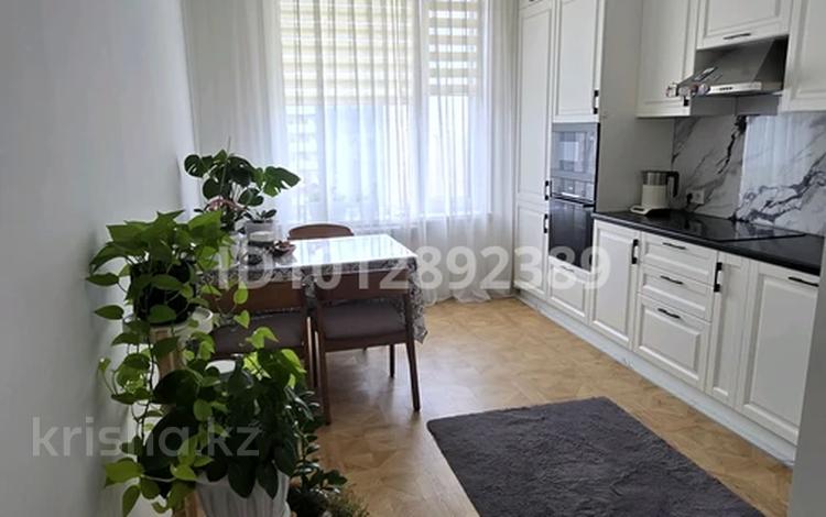 2-бөлмелі пәтер · 61 м² · 15/18 қабат, Розыбакиева 237, бағасы: 73 млн ₸ в Алматы, Бостандыкский р-н — фото 2