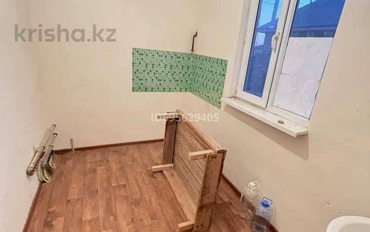 1-комнатная квартира, 25 м² помесячно, Самал 1/4 — Возле Оркен садик и Акимат за 35 000 〒 в Баскудуке — фото 2