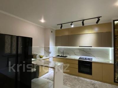 3-комнатная квартира · 205 м² · 9/9 этаж, мкр Аксай-1А за 82 млн ₸ в Алматы, Ауэзовский р-н