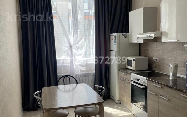 2-бөлмелі пәтер · 65 м² · 7/9 қабат, Улы дала 7/4, бағасы: ~ 61 млн ₸ в Астане, Есильский р-н — фото 2