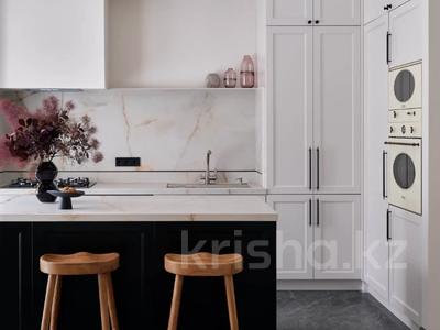4-бөлмелі пәтер · 145 м² · 3/3 қабат, Аль- Фараби 116, бағасы: 2.2 млн ₸ в Алматы, Медеуский р-н