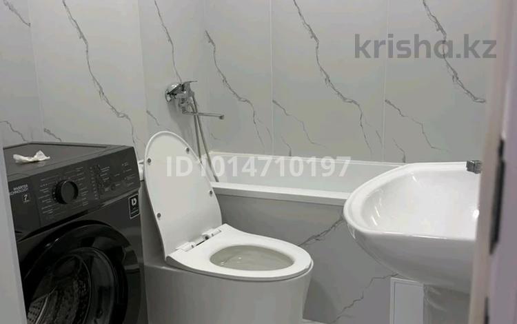 2-бөлмелі пәтер · 43 м² · 3/10 қабат, Шұғыла ш/а. 34 — Абай сити алтын орда, бағасы: 250 000 ₸ в Алматы, Наурызбайский р-н — фото 2