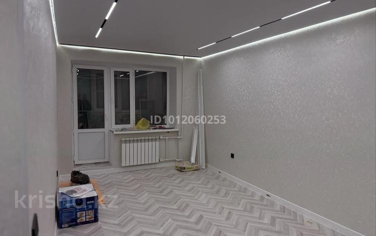 3-бөлмелі пәтер · 62.4 м² · 3/5 қабат, ул. Братьев Жубановых 18, бағасы: 23 млн ₸ в Хромтау — фото 2