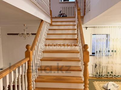Отдельный дом · 6 комнат · 250 м², Ер көкше 49 — Мукан Тулебаев ,напротив жк Арыстан за 1 млн 〒 в Астане, Алматы р-н