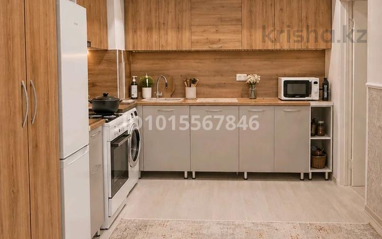 1-комнатная квартира · 65 м² · 7/7 этаж, Ассем тоун 5 19Б 71 — Фок,Мектеп, балабақша, Жібек жолы базарі за 200 000 ₸ в Жанаозен — фото 2