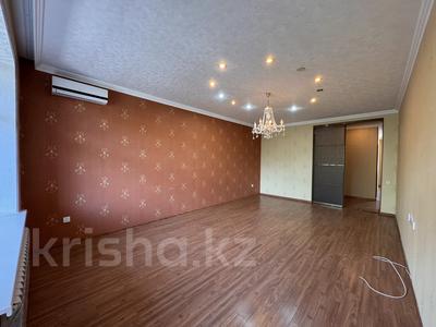 2-бөлмелі пәтер · 85 м² · 2/5 қабат, мкр Михайловка , Аманжолова — Умит, Эргономика, бағасы: 54.9 млн ₸ в Караганде, Казыбек би р-н