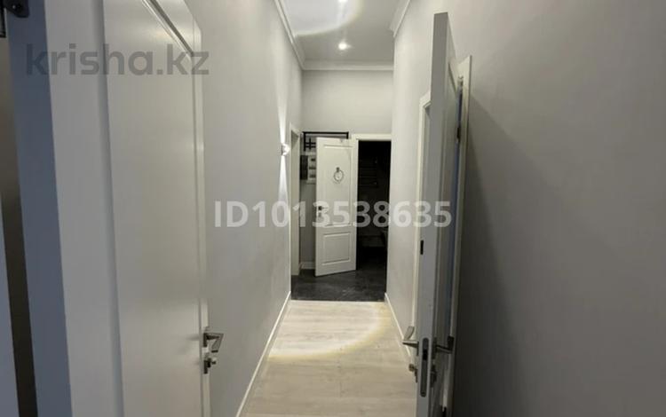 2-бөлмелі пәтер · 57 м² · 1/12 қабат, мкр Калкаман-1, Калкаман 5/3, бағасы: 300 000 ₸ в Алматы, Наурызбайский р-н — фото 2