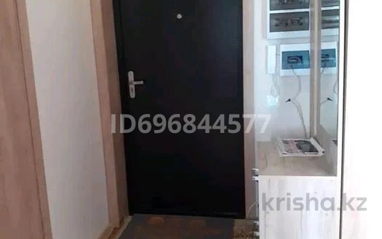 1-бөлмелі пәтер · 45 м² · 3/12 қабат, 16-ш/а. 46, бағасы: 8 000 ₸ в Актау, 16-й мкр  — фото 2