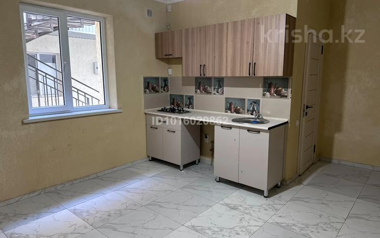 1-бөлмелі пәтер · 25 м² · 1/2 қабат, Жайлау ш/а 1, бағасы: 10 000 ₸ в Шымкенте, Абайский р-н — фото 2