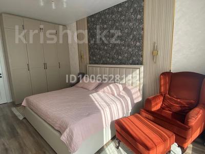 3-бөлмелі пәтер · 115 м² · 8/18 қабат, Радостовца 333а — Ориентир рядом Мята, бағасы: 40 000 〒 в Алматы, Бостандыкский р-н