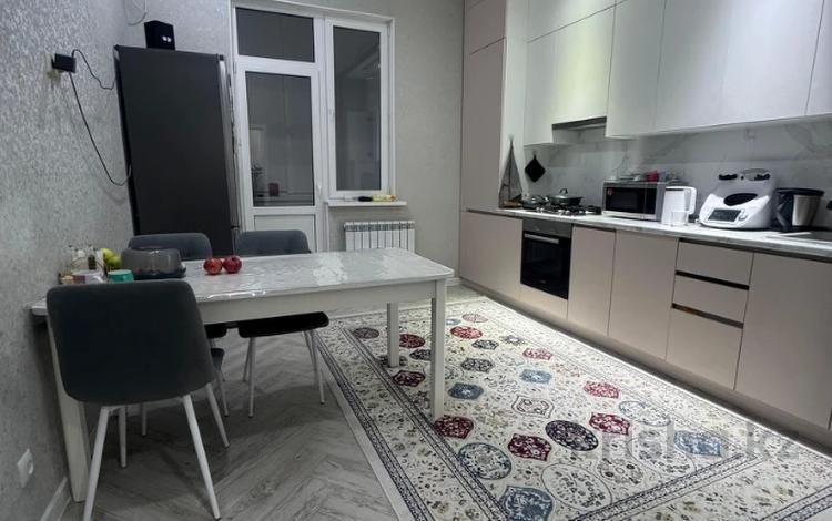 3-комнатная квартира · 98.3 м² · 1/9 этаж, мкр Нурсая, Абулхайыр хана 74-5 за 53 млн ₸ в Атырау — фото 2