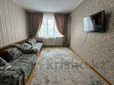 3-комнатная квартира, 82 м², 2/5 этаж, Увалиева 9/3 за 33.5 млн 〒 в Усть-Каменогорске
