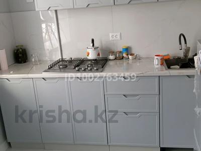 1-бөлмелі пәтер · 40 м² · 1/5 қабат, мкр Астана — Нового ЗАГСа, бағасы: 23 млн ₸ в Уральске