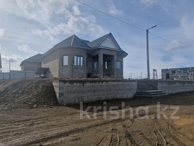 Отдельный дом • 4 комнаты • 139 м² • 10 сот., ул. Макатаева 17 за 61.5 млн 〒 в Сатпаев