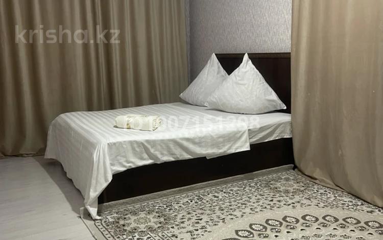 2-комнатная квартира · 65 м² · 8/12 этаж, 9 30/1 — Рядом Туран Молл за 15 000 ₸ в Туркестане — фото 2