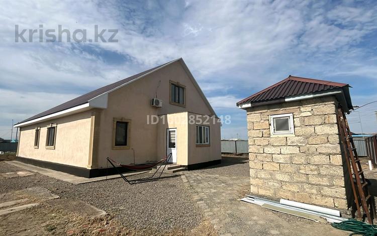 Отдельный дом · 3 комнаты · 256 м² · 10 сот., мкр Байтак, 10 проезд 1 — Магазин Fresh за 25 млн ₸ в Атырау, мкр	Байтак — фото 2