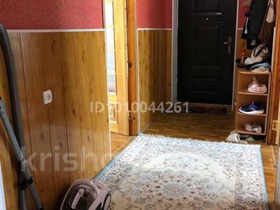 3-бөлмелі пәтер · 70 м² · 2/3 қабат, Каленова 11/14, бағасы: 20 млн ₸ в Кентау