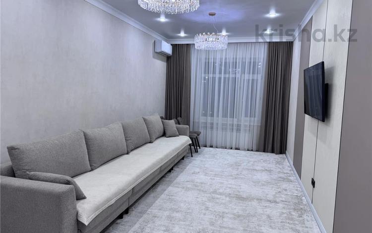 2-комнатная квартира · 74 м² · 7/10 этаж, мкр Юго-Восток, ул. Муканова за 39.5 млн ₸ в Караганде, Казыбек би р-н — фото 2