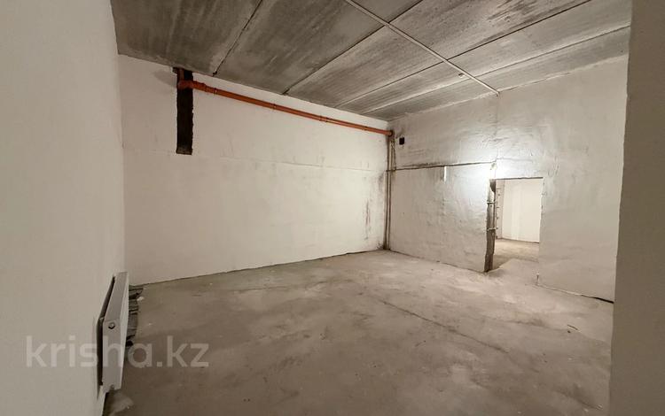 Свободное назначение, офисы, магазины и бутики, склады, салоны красоты, медцентры и аптеки, образование, развлечения · 202 м² за 55 млн ₸ в Астане, Сарайшык р-н — фото 3