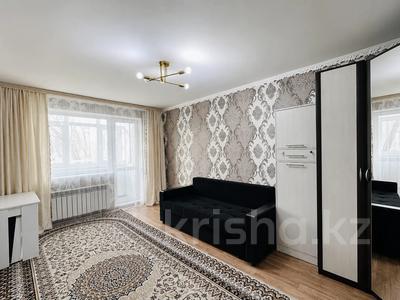 2-комнатная квартира · 49 м², Абая за 8 млн ₸ в Шахтинске