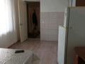 2-комнатный дом помесячно, 35 м², Нарумова за 120 000 〒 в Туздыбастау (Калинино) — фото 2