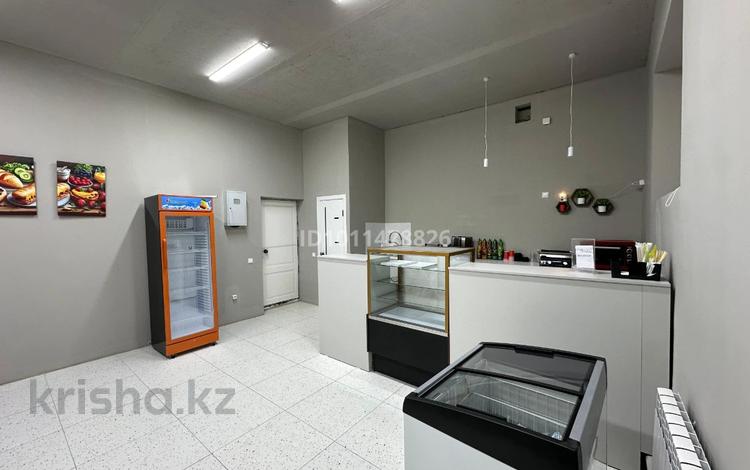 Магазины и бутики · 32.1 м² за 15.5 млн ₸ в Астане — фото 2