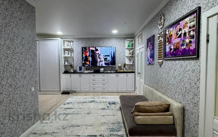 3-бөлмелі пәтер · 125 м² · 5/5 қабат, Алтын орда ш/а., бағасы: 48 млн ₸ в Актобе, мкр. Алтын орда — фото 3
