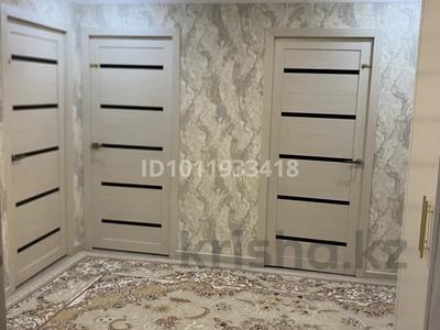 4-бөлмелі пәтер · 98 м² · 5/5 қабат, ул. Сырыма Каженбаева 1 — Чехов остановка, бағасы: 26 млн ₸ в Атырау, мкр Авангард-2