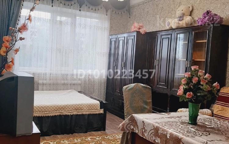 1-комнатная квартира · 40 м² · 5/9 этаж, Тлендиева 54 — Толе би за 250 000 ₸ в Алматы, Алмалинский р-н — фото 2