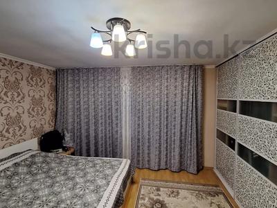 3-комнатная квартира · 85 м² · 3/5 этаж, Кизатова за 35.6 млн 〒 в Петропавловске