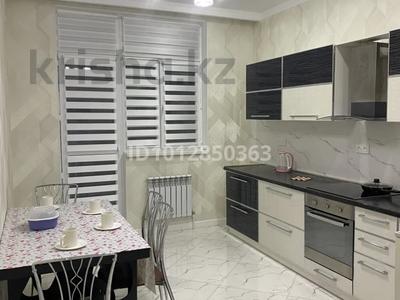 2-бөлмелі пәтер · 90 м² · 6/15 қабат, 17-ш/а. 54, бағасы: 30 млн ₸ в Актау, 17-й мкр