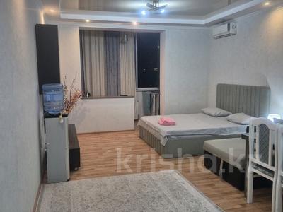 1-бөлмелі пәтер · 50 м² · 14/15 қабат, Зенкова 59 — Кабанбай батыра, бағасы: 4 000 ₸ в Алматы, Медеуский р-н