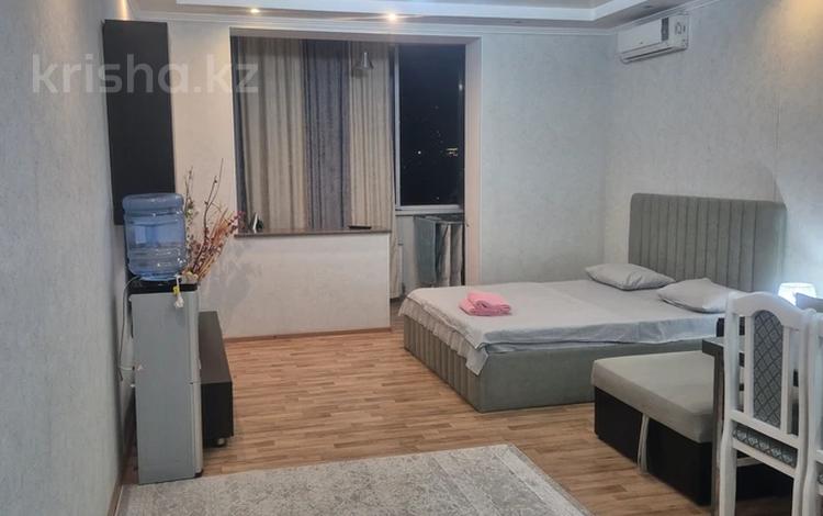 1-бөлмелі пәтер · 50 м² · 14/15 қабат, Зенкова 59 — Кабанбай батыра, бағасы: 4 000 ₸ в Алматы, Медеуский р-н — фото 64
