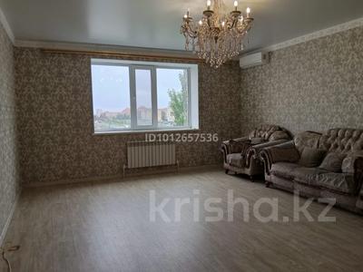 2-бөлмелі пәтер · 85.8 м² · 3/5 қабат, мкр. Алтын орда, Тауелсиздик 12, бағасы: 33 млн ₸ в Актобе