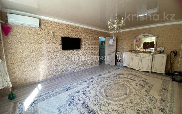 3-бөлмелі пәтер · 84 м² · 1/5 қабат, Нұрсая ш/а., Таумыш жумагалиева 25, бағасы: 28.8 млн ₸ в Атырау, мкр Нурсая — фото 2