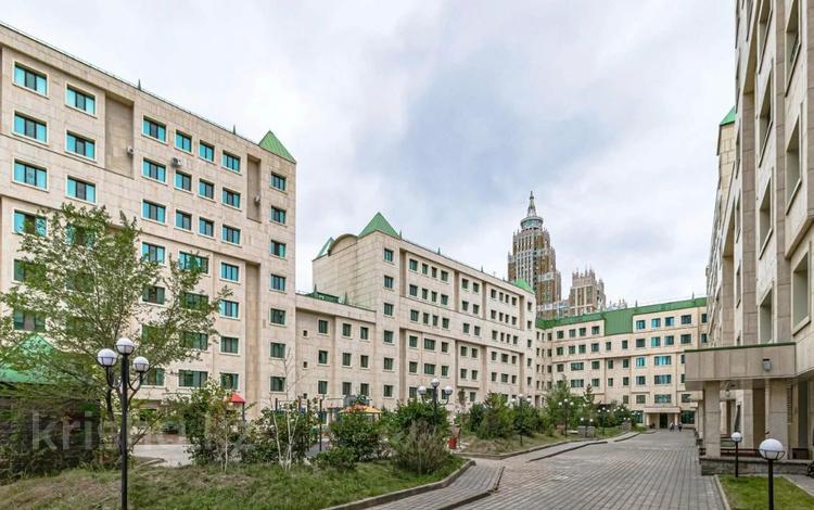 4-комнатная квартира · 153 м² · 3/7 этаж, Кабанбай Батыра 13 за 110 млн ₸ в Астане, Есильский р-н — фото 2