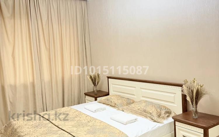 2-комнатная квартира · 70 м² · 13/17 этаж, Кунаева — Кунаева Рускулова киылысы Центрде за 3 000 ₸ в Шымкенте, Аль-Фарабийский р-н — фото 2