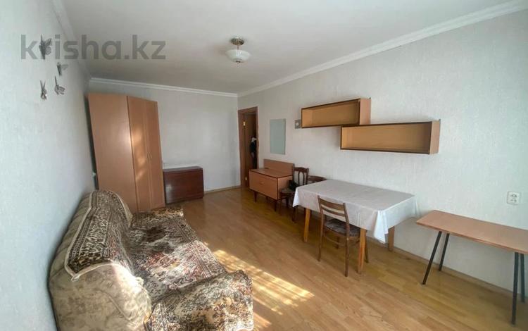 Продажа 3-комнатной квартиры - № 760836024: 30й микрорайон, ул Гапеева, Караганд